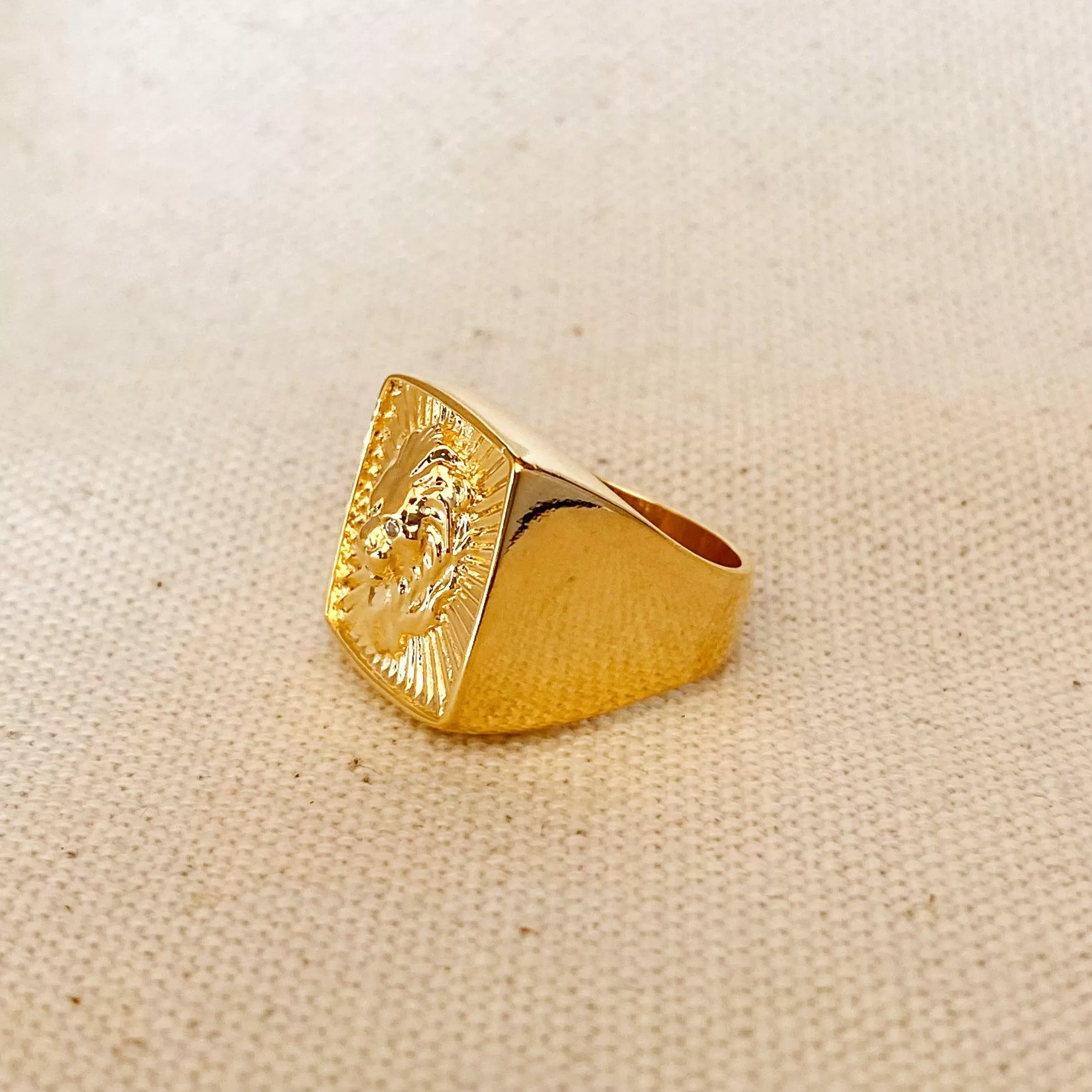 18k Gold Filled Lioness Signet Ring