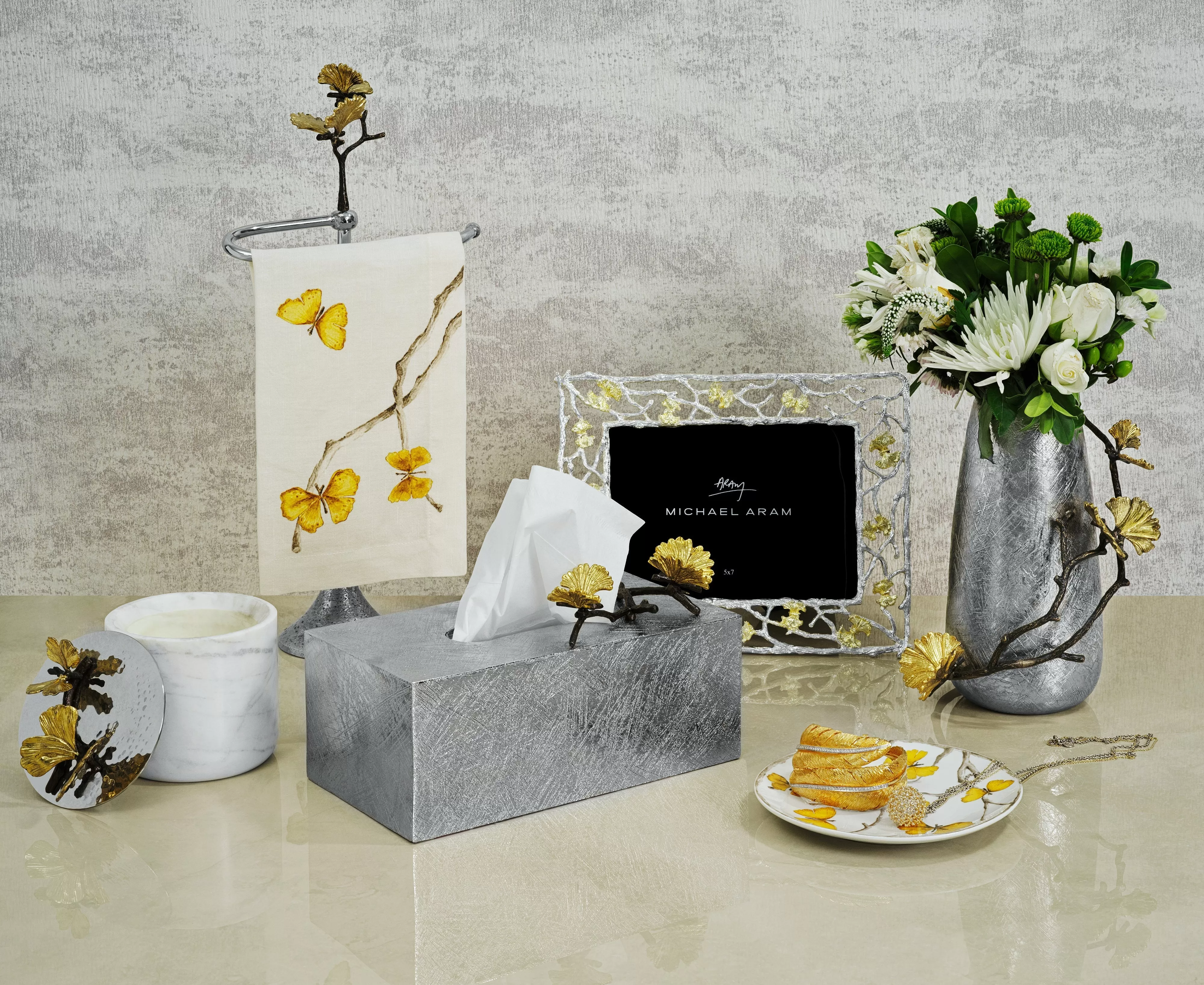 Butterfly Ginkgo Tissue Box