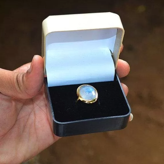 Checker Cut Rainbow Moonstone gold ring, 14k yellow gold ring, Nickel Free