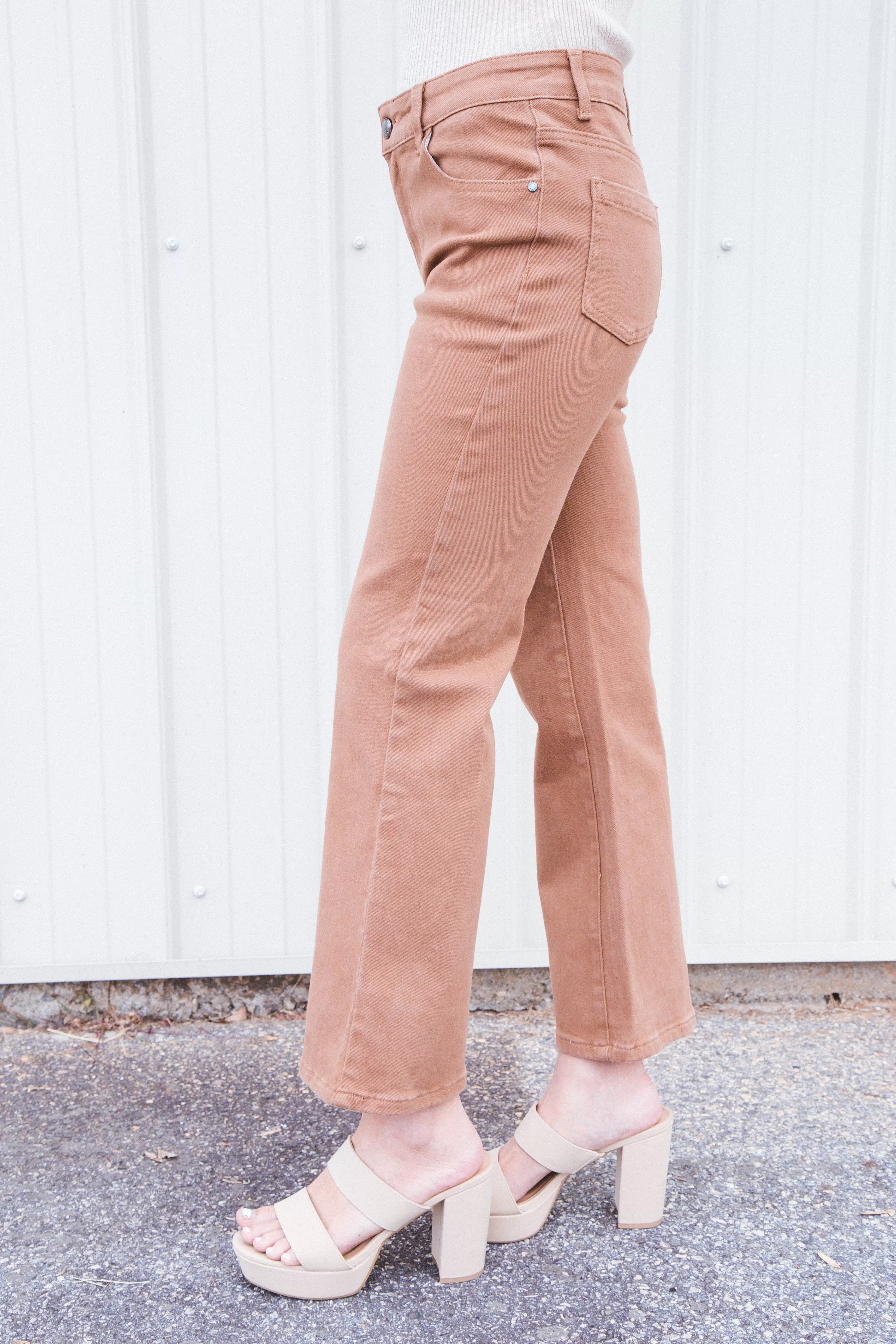 Corsica High Rise Straight Jeans, Mocha