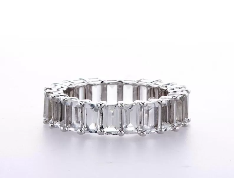 Eternity Ring White Topaz ( 8.40 Ctw)