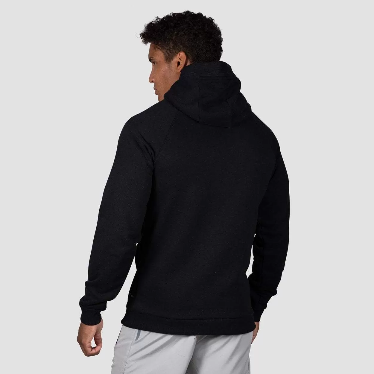 Felpa nero scuro da uomo con cappuccio Kimo Hoodie con tasca a marsupio Morotai