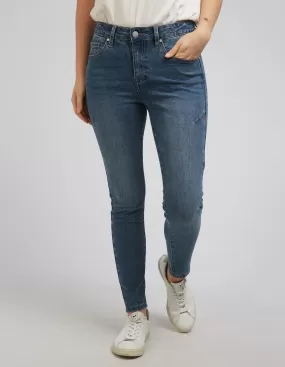 Foxwood City Jean -Mid Blue Wash