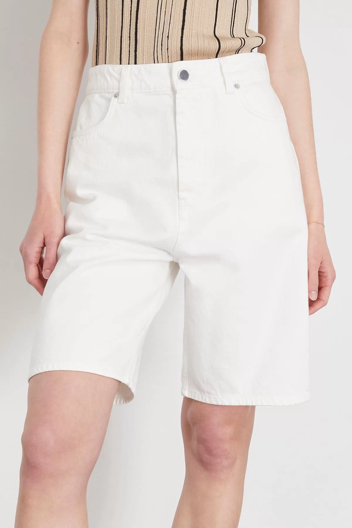 Isu Denim Shorts in Ivory