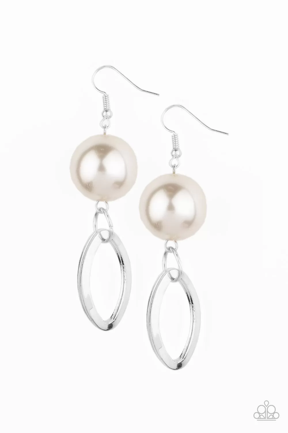 Paparazzi Big Spender Shimmer - White Pearl Earring