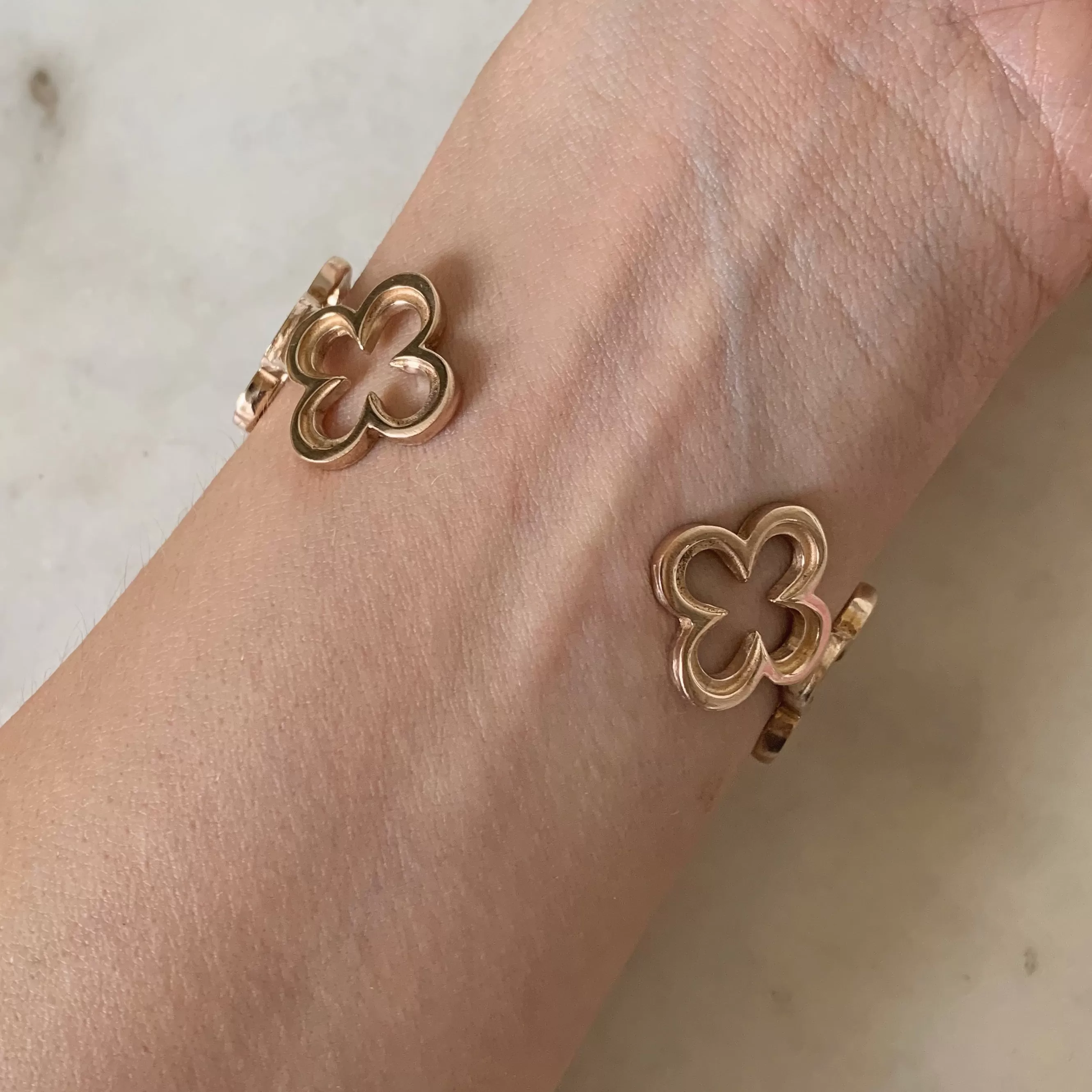 QUATREFOIL CUFF