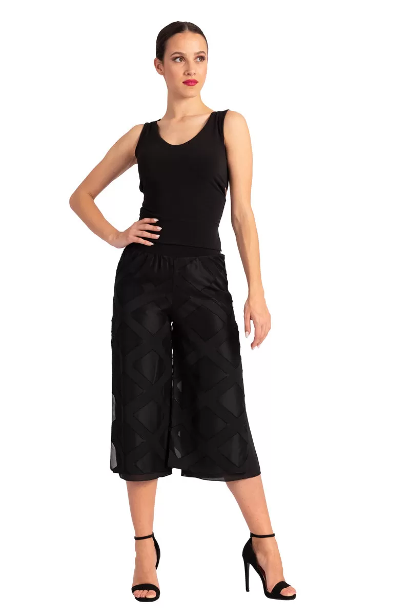 Two-layer Black 3D Relief Cropped Culottes With Slits