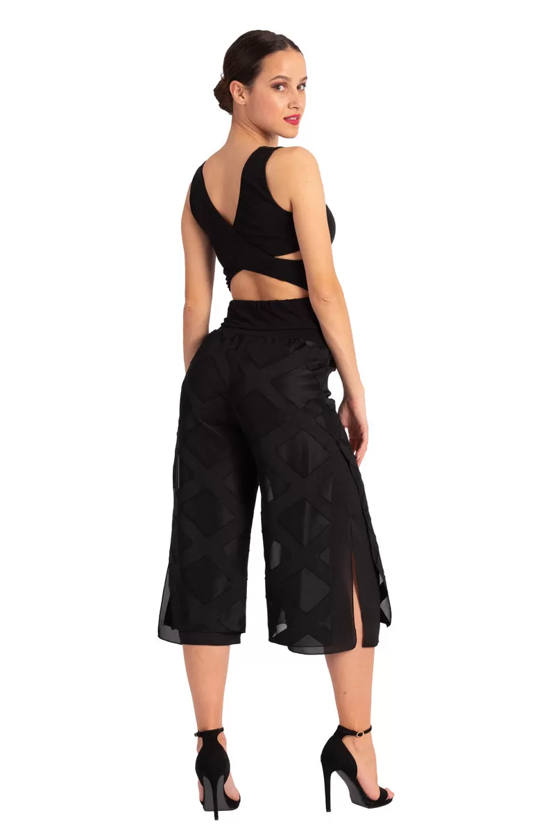 Two-layer Black 3D Relief Cropped Culottes With Slits