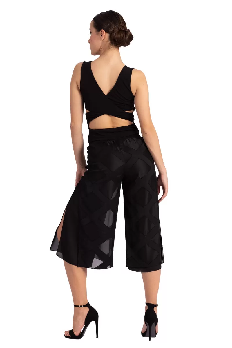 Two-layer Black 3D Relief Cropped Culottes With Slits