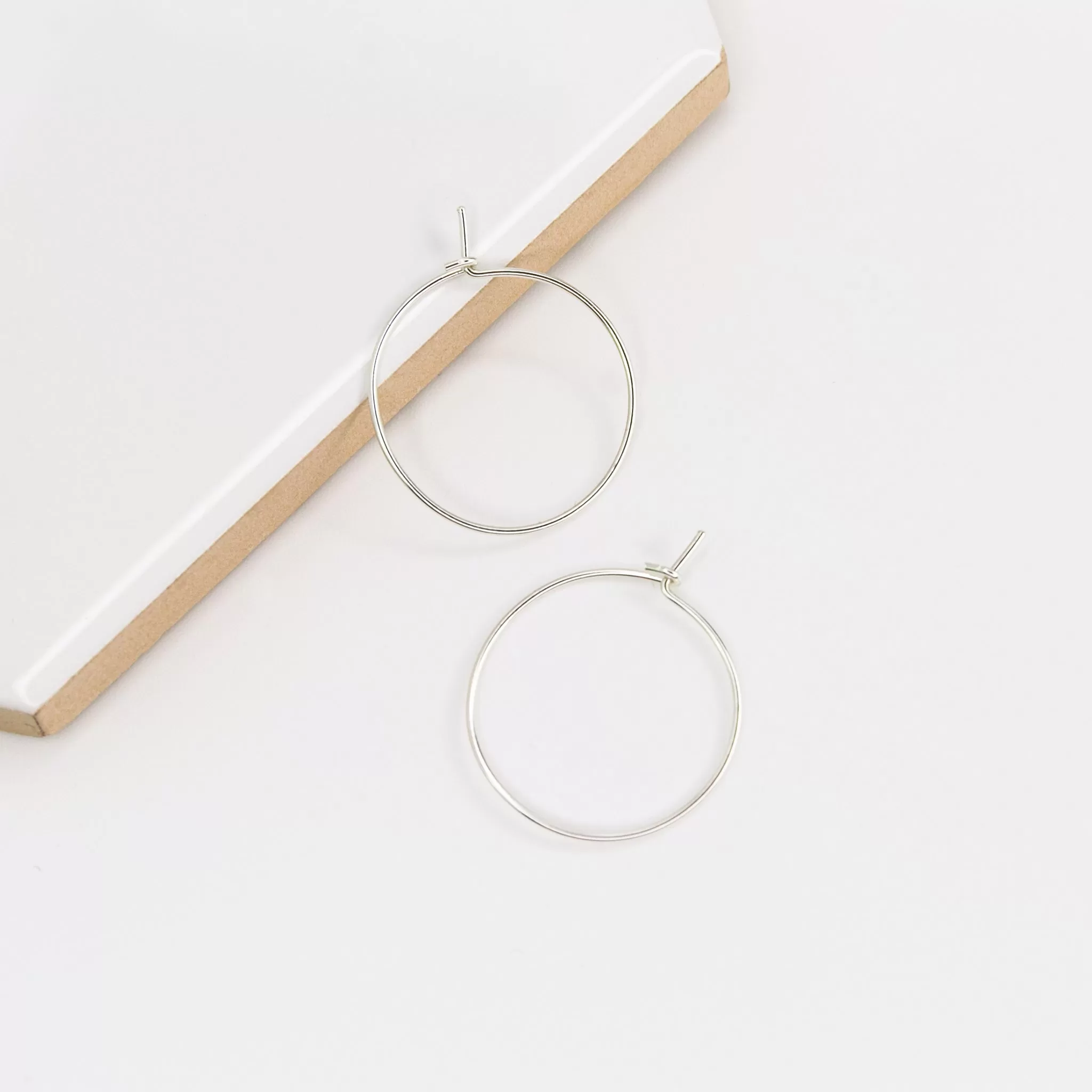 Weightless XS Hoops