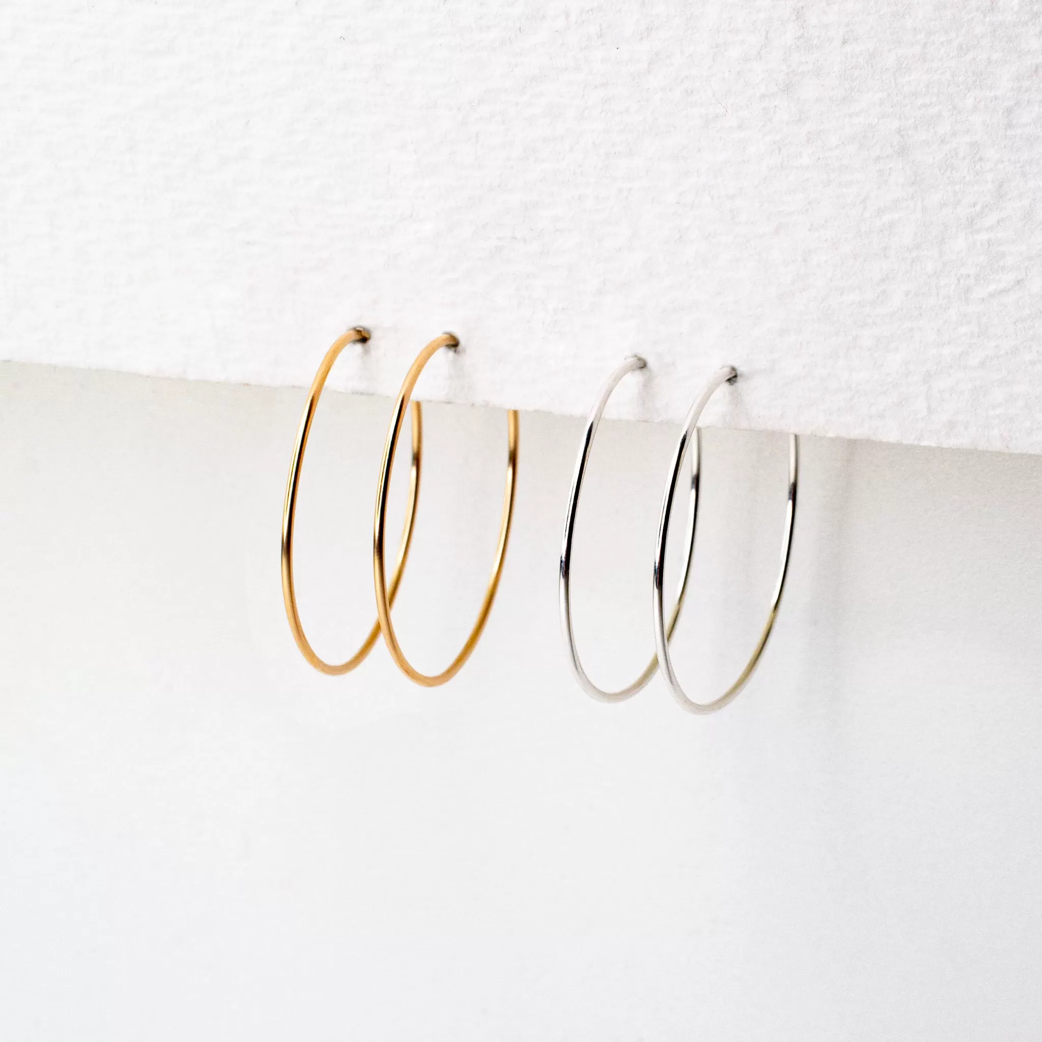 Weightless XS Hoops