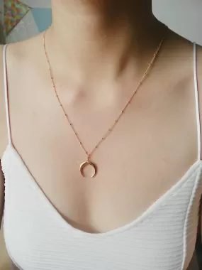 Wholesale Tusk Necklace, Double Horn Necklace, Gold Horn Necklace, Moon Necklace, Crescent Necklace, Gold moon Necklace